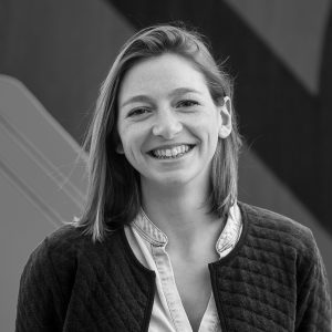 Maelle, chargée des affaires juridiques de l'agence Ecomobilité
